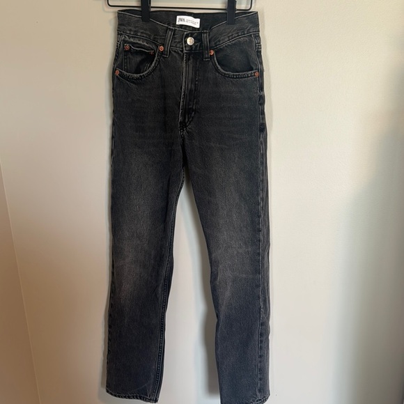 Zara Denim - Zara Women’s Black Straight Leg Jeans